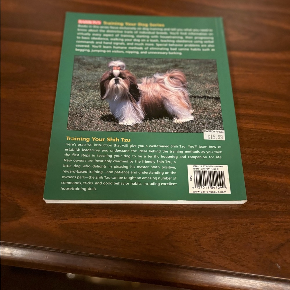 Training Your Shih Tzu Book - Picture 2 of 2